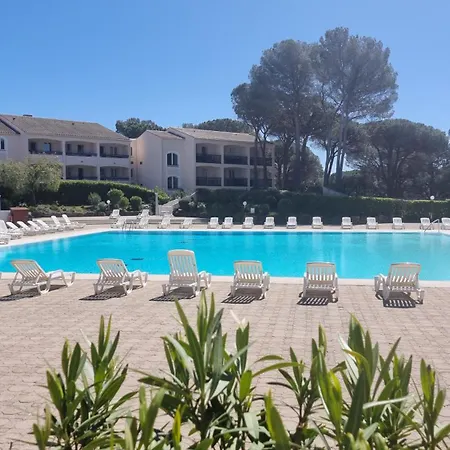 Appartement Chez K&d Avec Piscine St Raphaël Saint-Raphaël